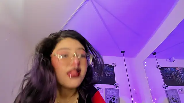 SabrinaV  online show from 06.04.26