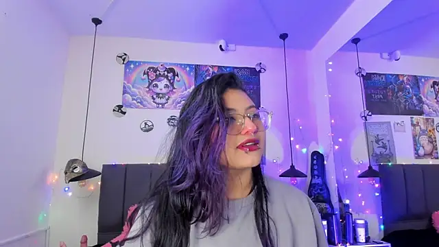 SabrinaV  online show from 06.11.26