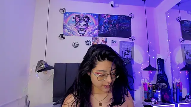 SabrinaV  online show from 07.06.26