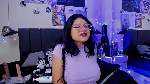 SabrinaV  online show from 07.09.26