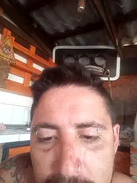 Snapshot of Lionardovssf35 chatting on 10.16.25 Lionardovssf35 online show from 10.16.25