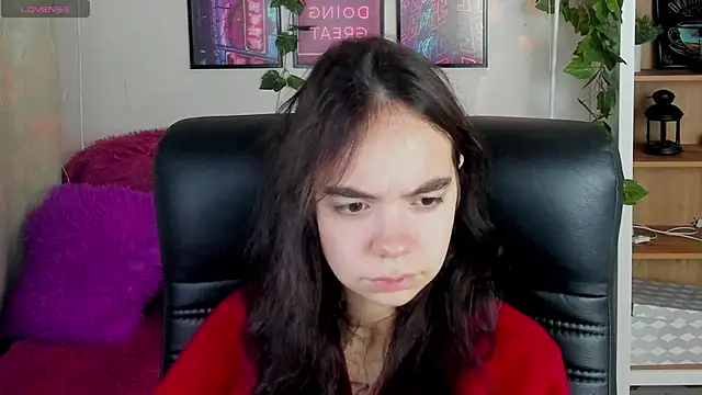 Snapshot of Elise_Noir chatting on 10.25.25 Elise Noir online show from 10.25.25