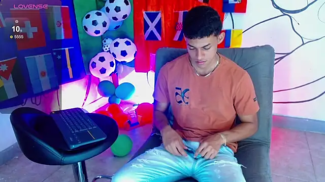deivid bigcock1 online show from 07.13.26