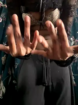 DAMinii  online show from 10.24.25