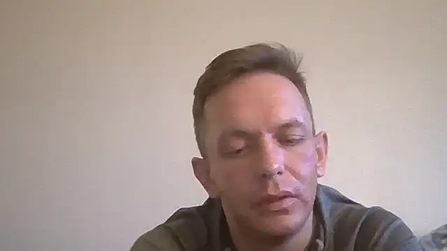 Snapshot of HeftyBoat6 chatting on 03.17.26 HeftyBoat6 online show from 03.17.26