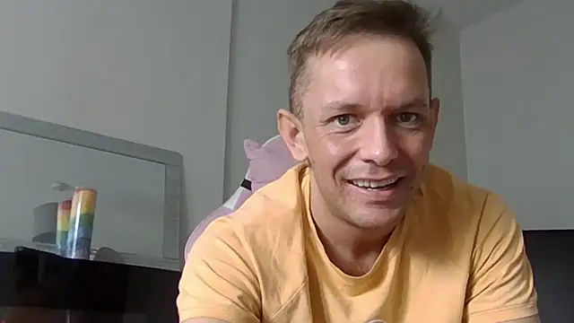 Snapshot of HeftyBoat6 chatting on 03.21.26 HeftyBoat6 online show from 03.21.26