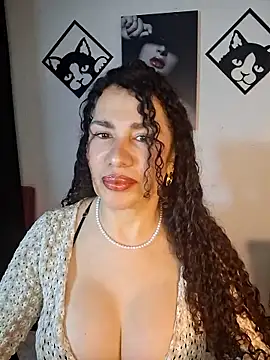 Lina 444 online show from 04.24.26