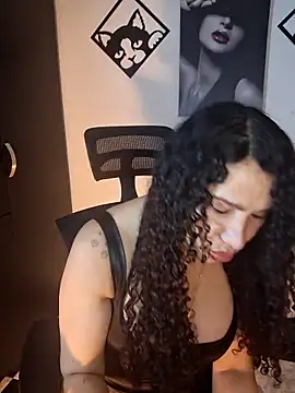 Lina 444 online show from 04.24.26