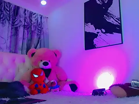 Snapshot of Julia_Bulette1 chatting on 12.04.25 Julia Bulette1 online show from 12.04.25