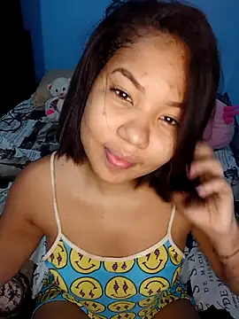 Snapshot of little_onixx chatting on 11.14.25 little onixx online show from 11.14.25