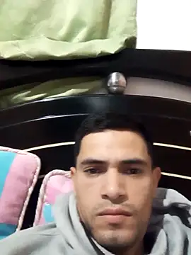 Snapshot of Deivy24_ chatting on 11.16.25 Deivy24 online show from 11.16.25