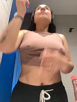 Snapshot of amyross_s1 chatting on 09.25.25 amyross s1 online show from 09.25.25