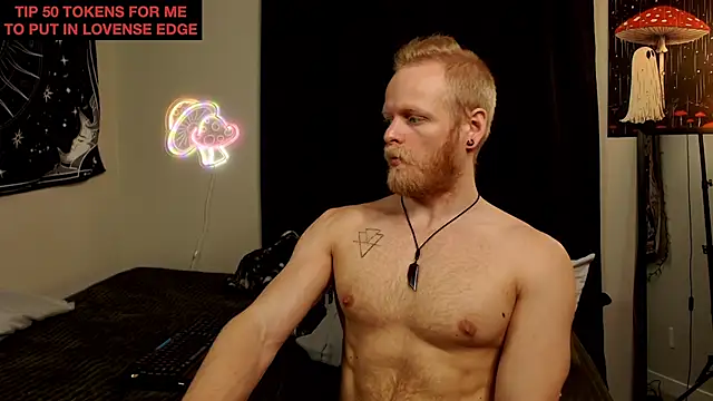 Snapshot of randyroderick chatting on 11.09.25 randyroderick online show from 11.09.25