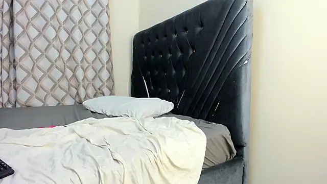 Pretty Ebony Doll online show from 04.26.26