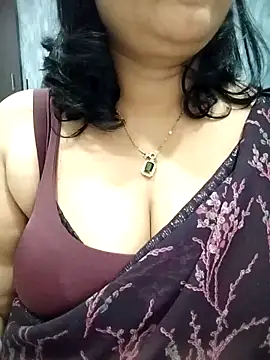 divya-jannu online show from 11.08.25
