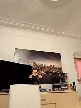 Casianantoonnio online show from 10.24.25