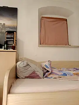 Casianantoonnio online show from 10.27.25