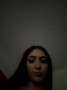 Snapshot of EllaClarke chatting on 01.16.26 EllaClarke online show from 01.16.26