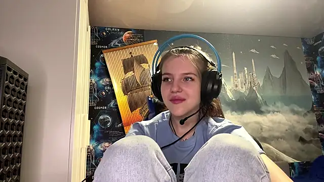 Snapshot of Elira_Breeze chatting on 01.08.26 Elira Breeze online show from 01.08.26