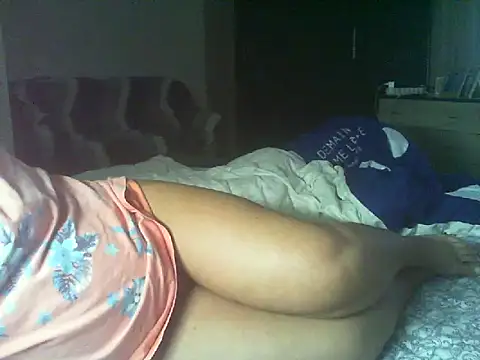 Lauray1 online show from 11.16.25