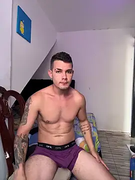 BooyHott  online show from 02.08.26