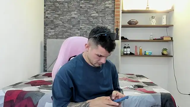 BooyHott  online show from 03.08.26