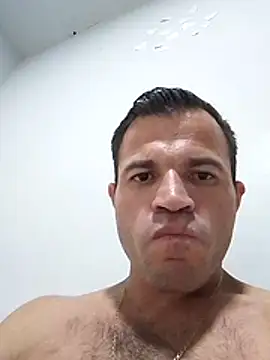 Snapshot of Claudiokkkkk chatting on 11.10.25 Claudiokkkkk online show from 11.10.25