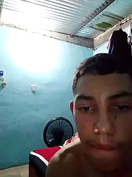 Snapshot of SalariedNudist chatting on 09.28.25 SalariedNudist online show from 09.28.25