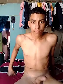 Snapshot of SalariedNudist chatting on 09.29.25 SalariedNudist online show from 09.29.25