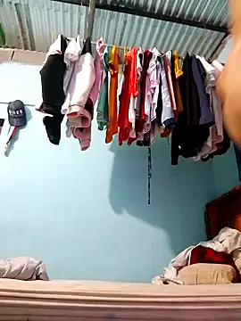 Snapshot of SalariedNudist chatting on 11.17.25 SalariedNudist online show from 11.17.25