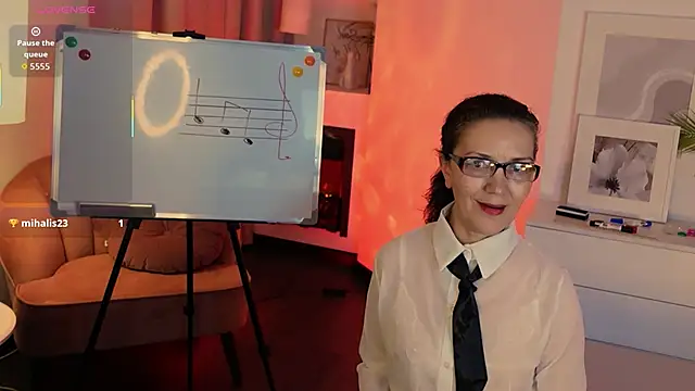 Snapshot of Irene_Marlow chatting on 12.03.25 Irene Marlow online show from 12.03.25