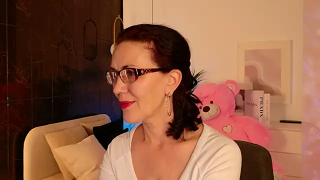 Irene Marlow online show from 03.18.26