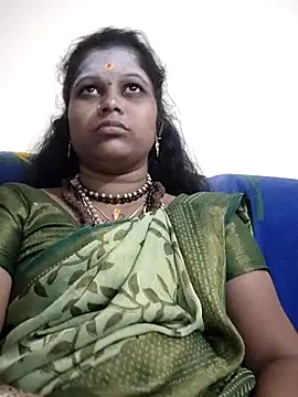 sweetqueen143 online show from 10.25.25