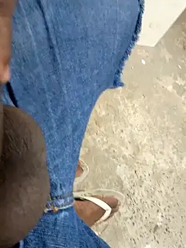 Snapshot of preto3561 chatting on 09.29.25 preto3561 online show from 09.29.25