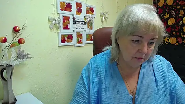 MilenaWedxy online show from 11.30.25