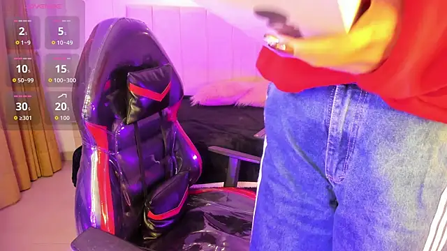 Gyal 8  online show from 01.06.26