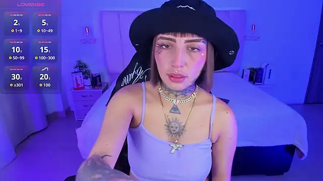 Gyal 8  online show from 03.07.26