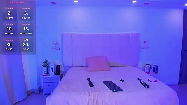 Gyal 8  online show from 03.16.26