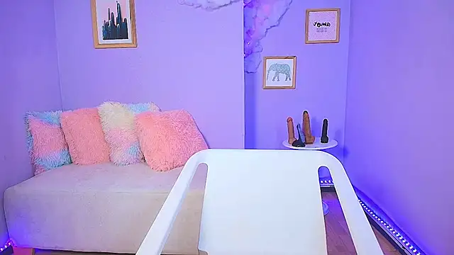 Snapshot of cat_nasty chatting on 10.28.25 cat nasty online show from 10.28.25