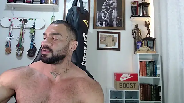 henryhadesflirt online show from 11.13.25