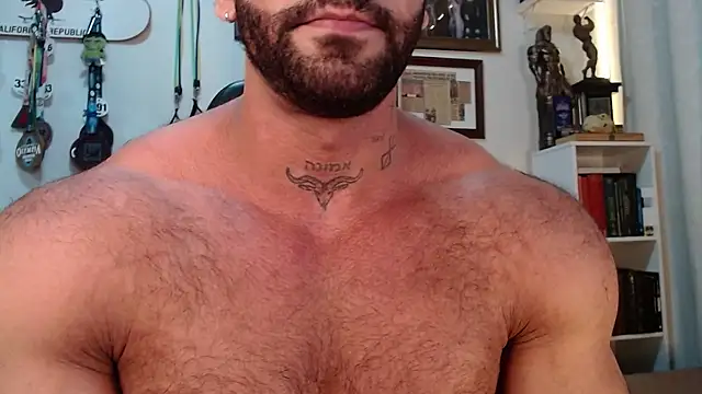 Snapshot of henryhadesflirt chatting on 01.07.26 henryhadesflirt online show from 01.07.26