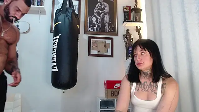 Snapshot of henryhadesflirt chatting on 04.03.26 henryhadesflirt online show from 04.03.26