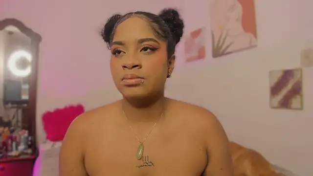 camilafoox7 online show from 10.14.25