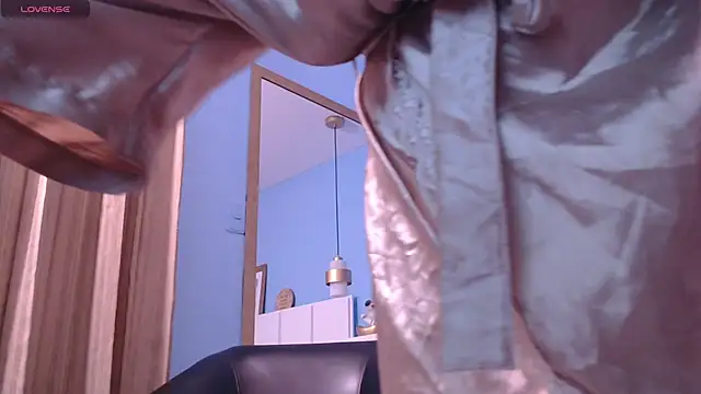 PenelopeBond online show from 09.30.25