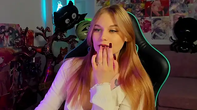 AriaWell online show from 10.27.25