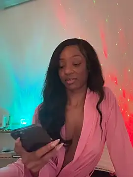 Snapshot of LoveDreaux chatting on 02.03.26 LoveDreaux online show from 02.03.26