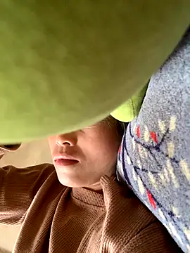 Halyy xx online show from 10.28.25