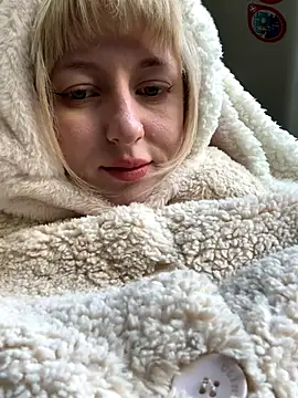 RonnieKiss online show from 10.18.25