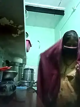 Snapshot of Cute-Charvii chatting on 02.16.26 Cute-Charvii online show from 02.16.26