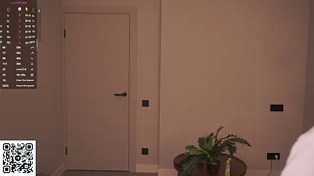 AdrianaCoenen online show from 10.20.25